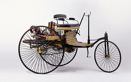 Motorwagen, the first horseless carriage